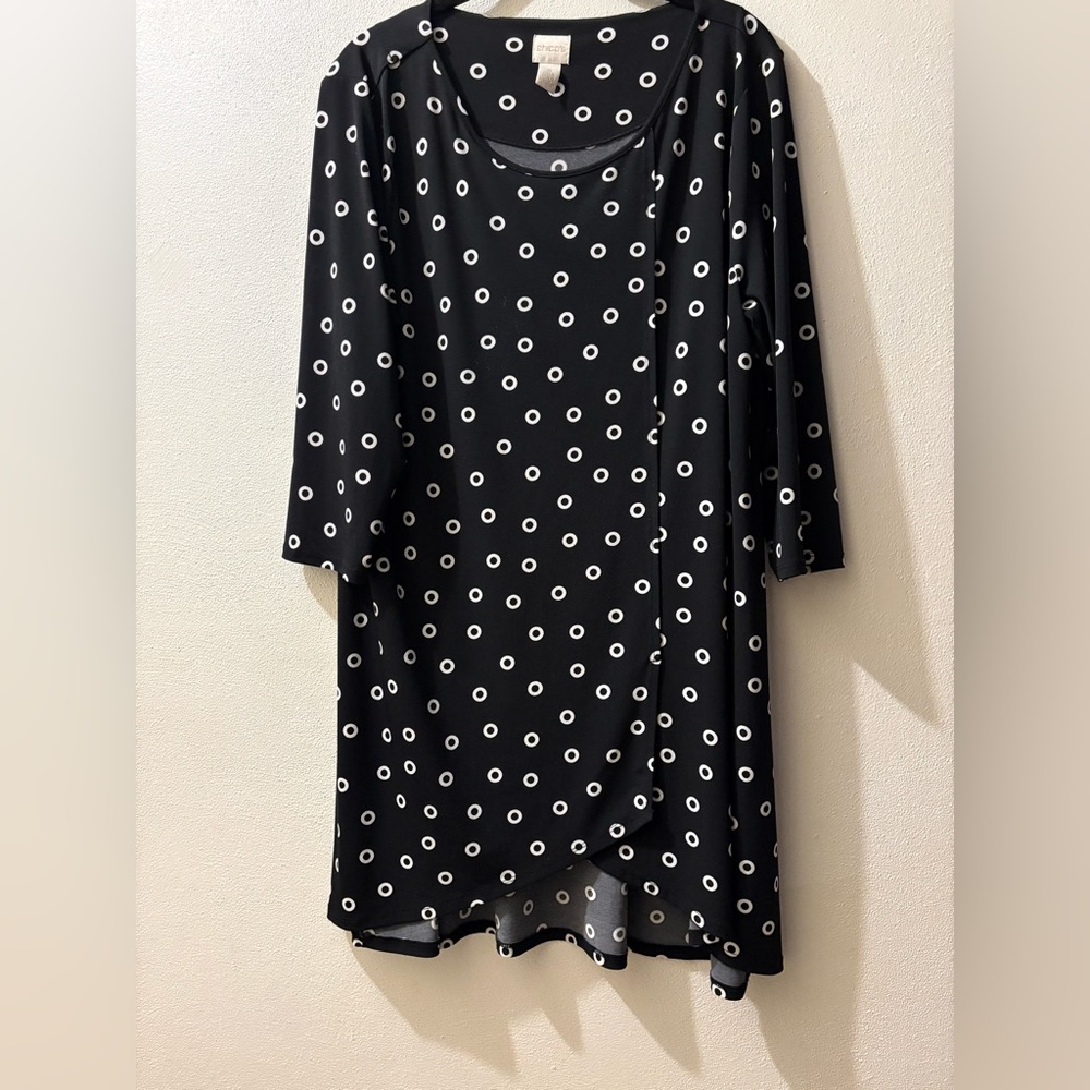 Closet clear out Chicos size 2 Black Polka Dot Shift Tunic Top